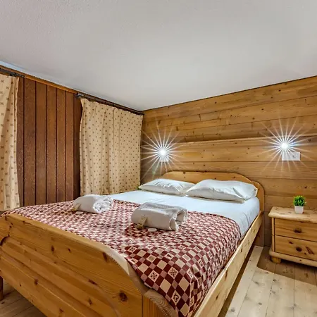 公寓 Cozy Mountain - Ski-in Ski-out Access, Balcony & Parking - Le Silveralp *